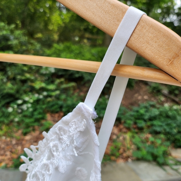 Beautiful Bridal gown. Plus size 3 X - Picture 2 of 16